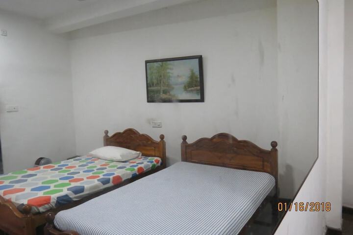 Room 4 of 46