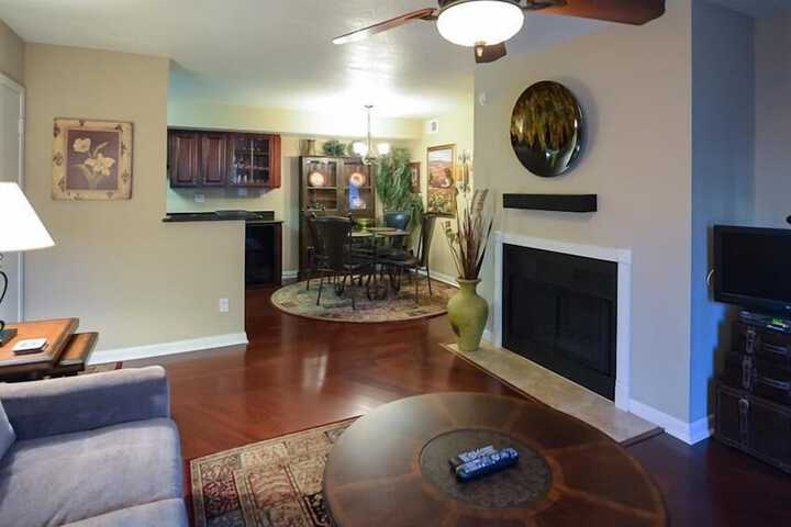 Room 9 of 22