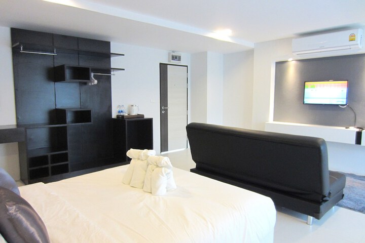 Room 31 of 63