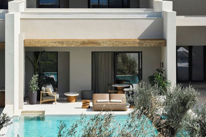 Room 38 of 74