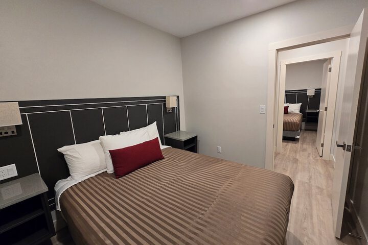 Room 15 of 80