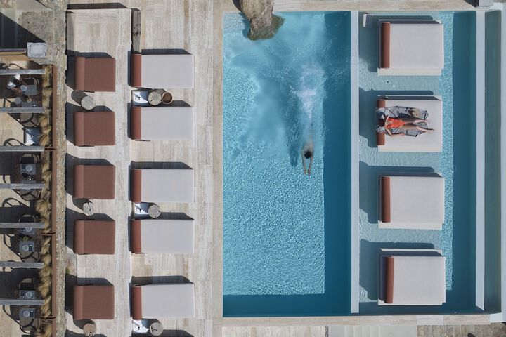 Pool 135 of 173