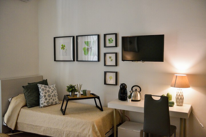 Room 22 of 51