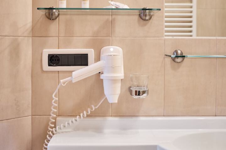 Clean Restrooms