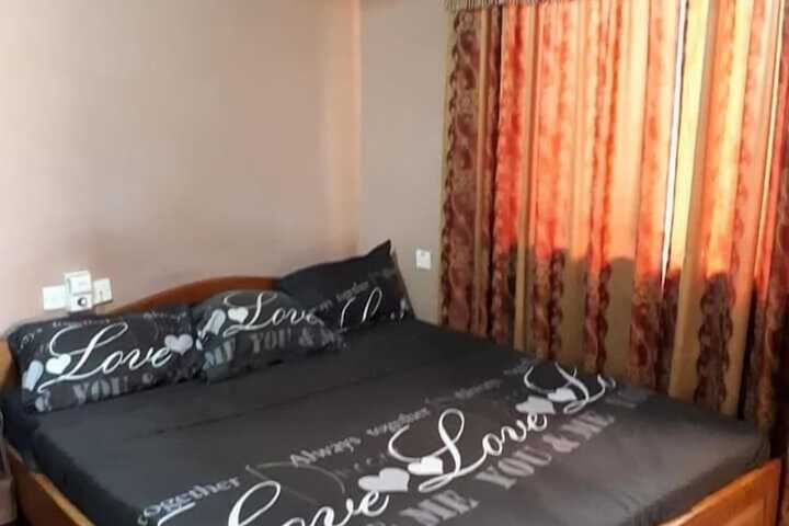 Room 5 of 29