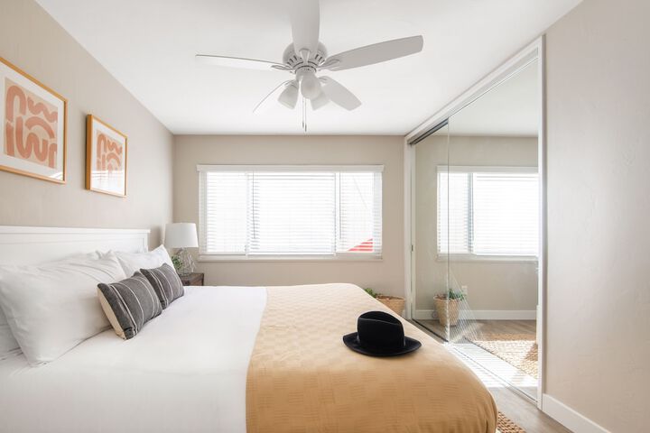 Room 4 of 31