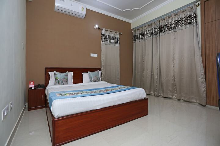 Room 5 of 7