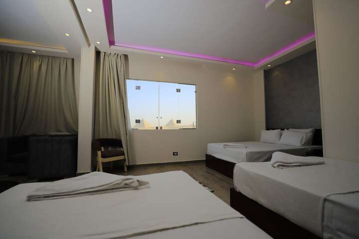 Room 27 of 109