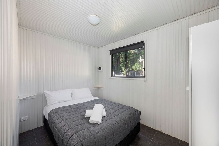 Room 10 of 97
