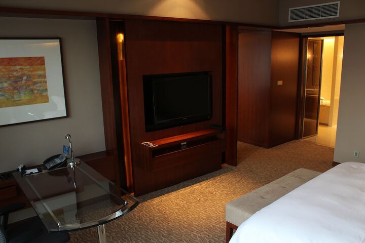 Room 12 of 71