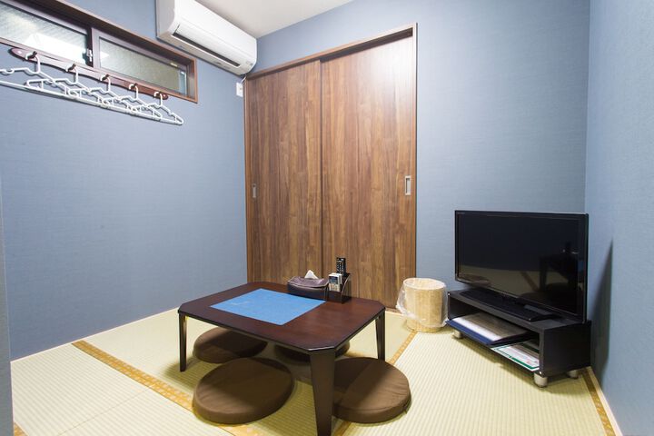 Room 20 of 48