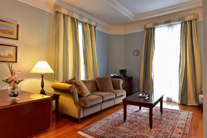 Room 13 of 29