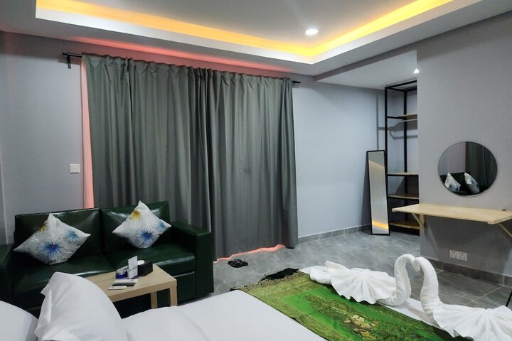 Room 40 of 65
