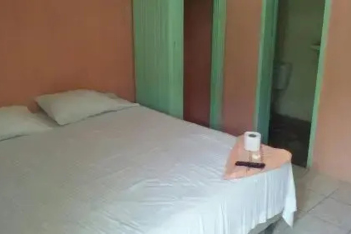 Room 2 of 22