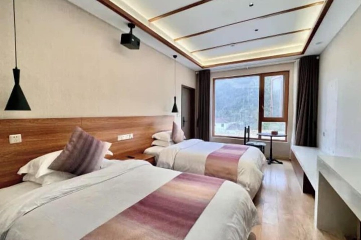 Room 30 of 113