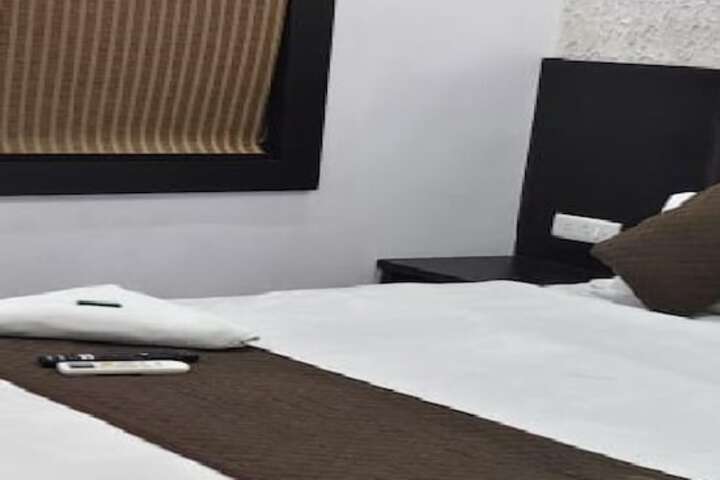 Room 8 of 41