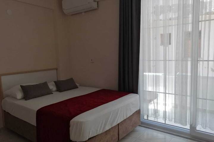 Room 17 of 31