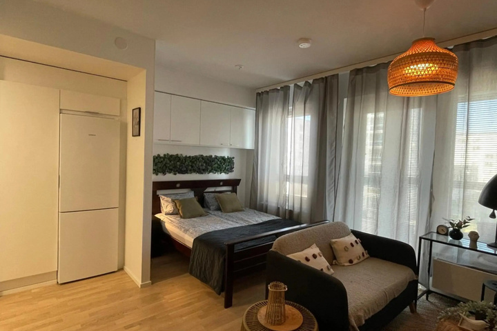 Room 5 of 15