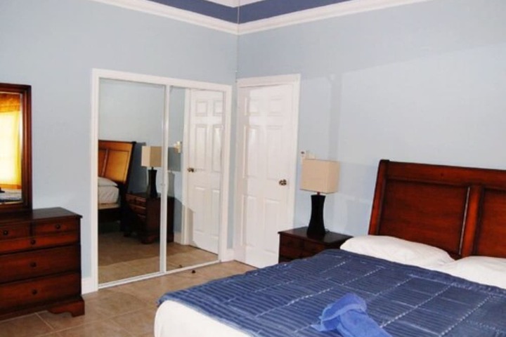 Room 4 of 21