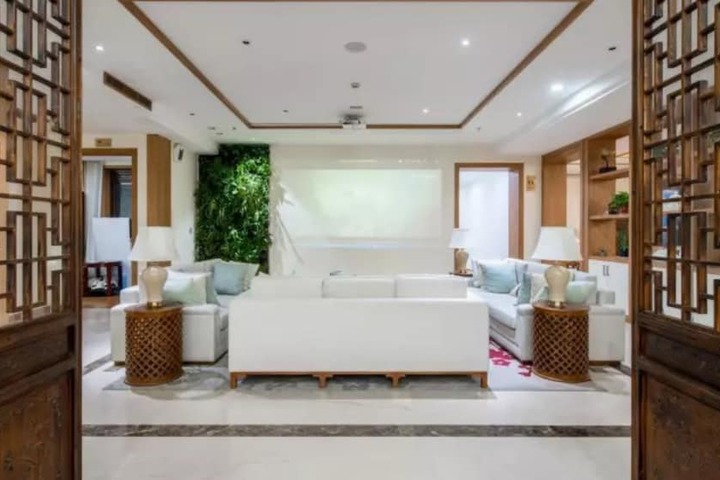 Hotel Interior 26 of 28