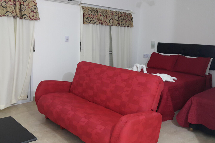 Room 6 of 24