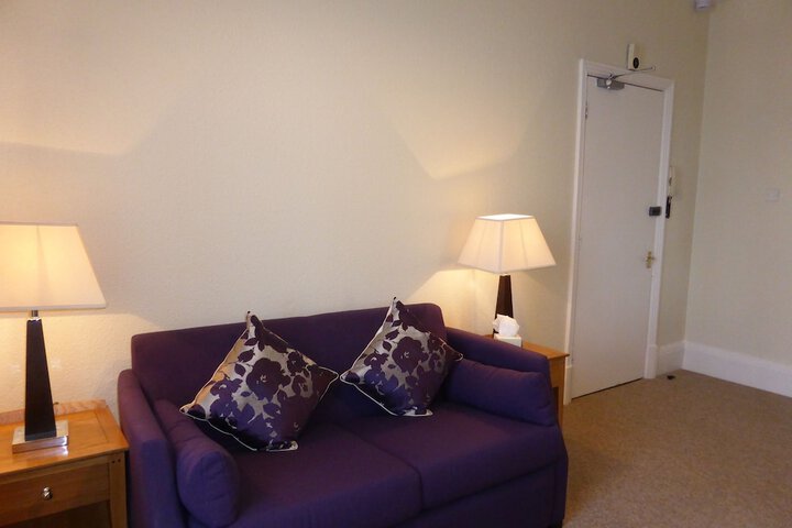Room 21 of 39
