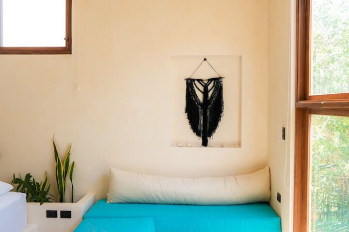 Room 40 of 90