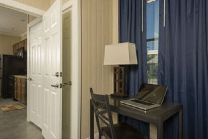 Room 11 of 22