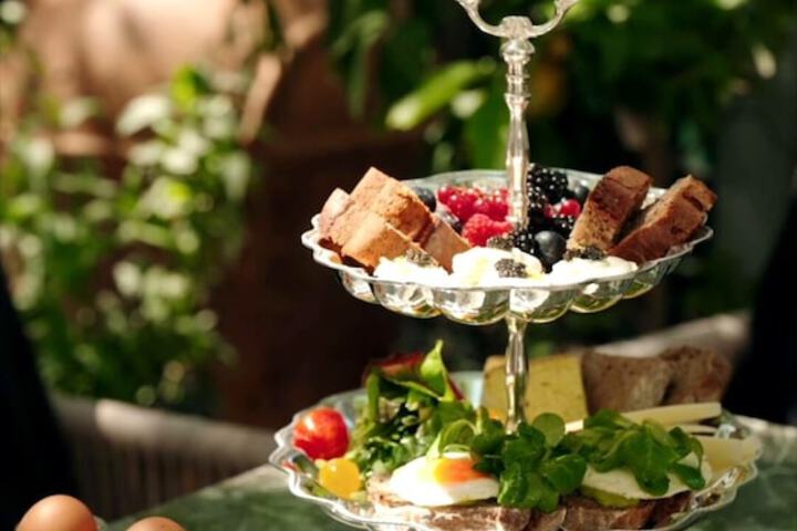 Breakfast/Coffee Service 118 of 120