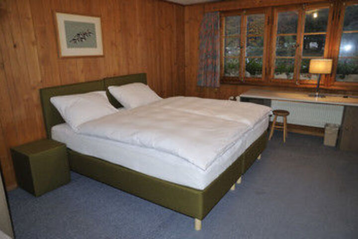Room 13 of 50
