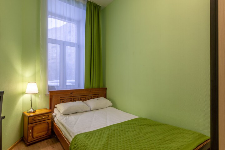Room 22 of 127