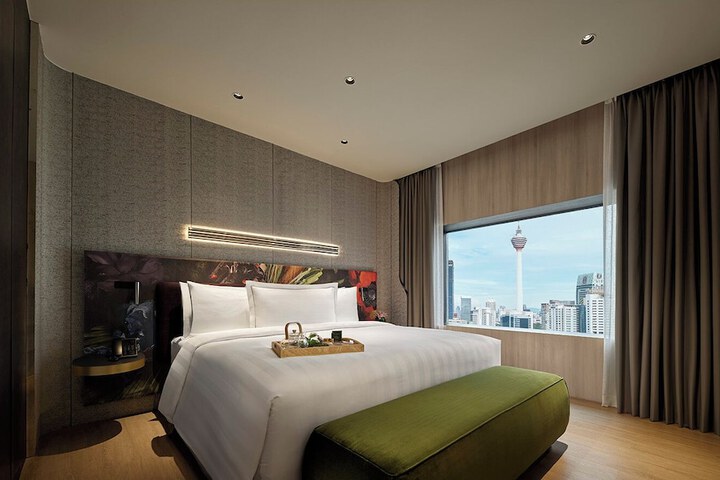Room 29 of 74