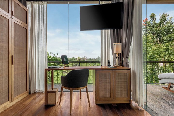Room 25 of 189