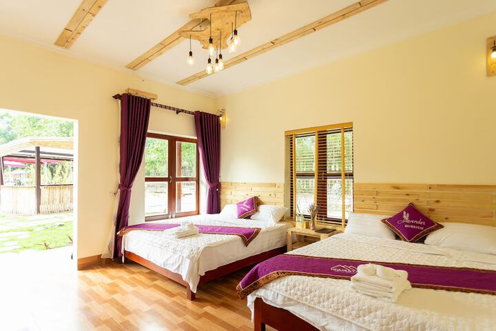 Room 4 of 42