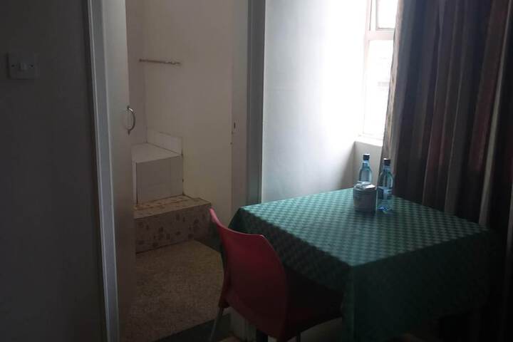 Room 13 of 29