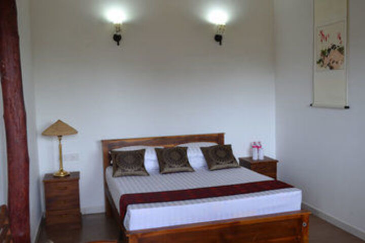 Room 15 of 25