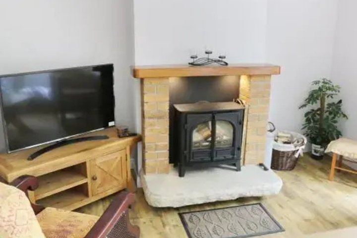 Room 4 of 14