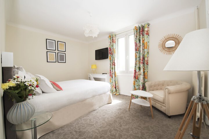 Room 4 of 53