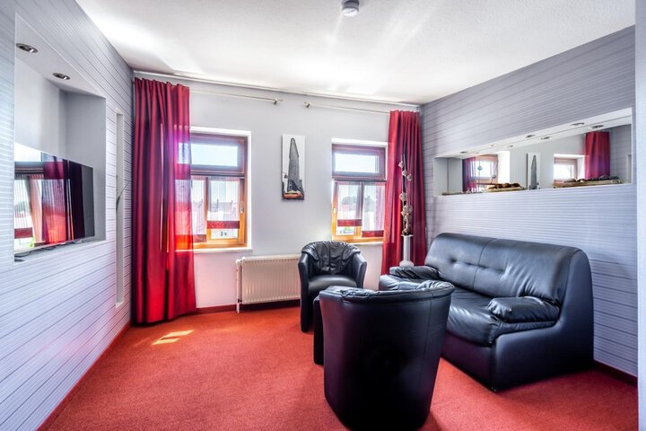 Room 25 of 51