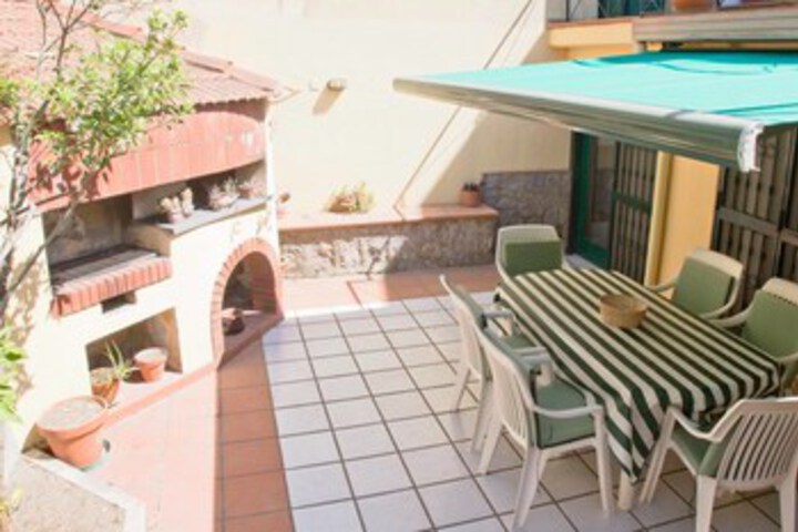 Terrace/Patio 12 of 18