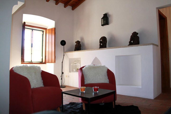 Room 42 of 60