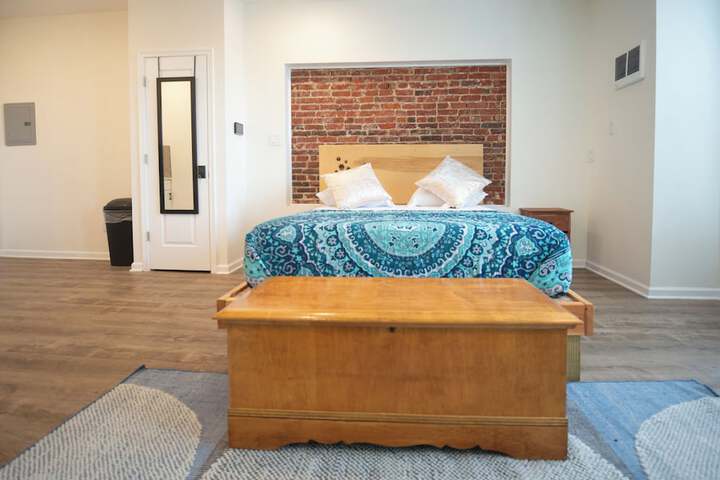 Room 45 of 126