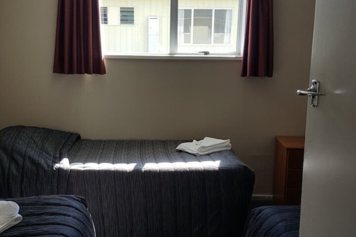 Room 11 of 60