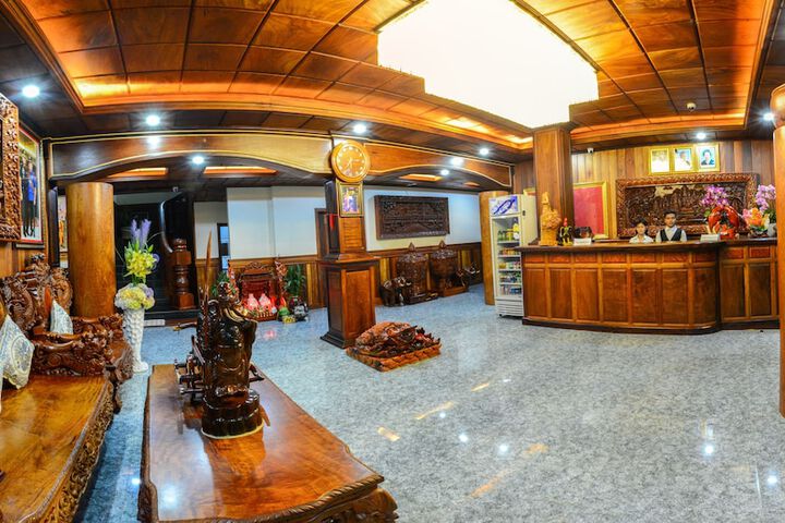 Hotel Interior 3 of 28