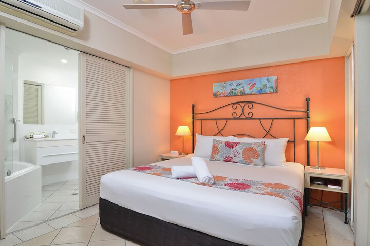 Room 4 of 31
