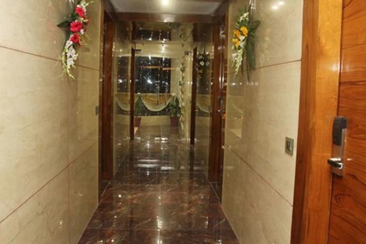 Hotel Interior 2 of 27