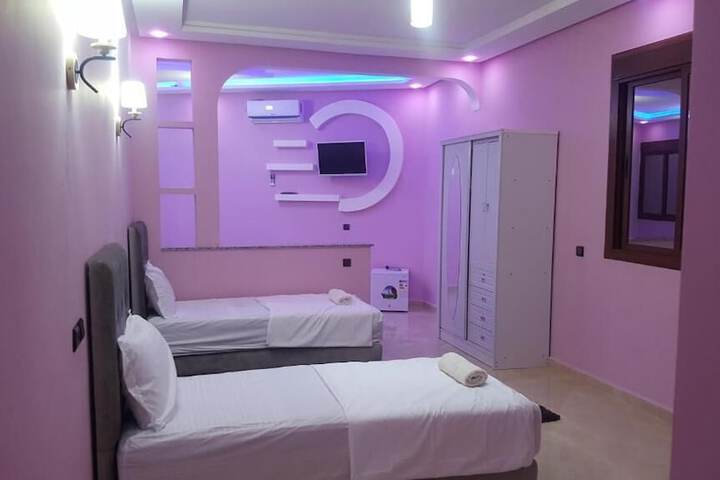 Room 17 of 48