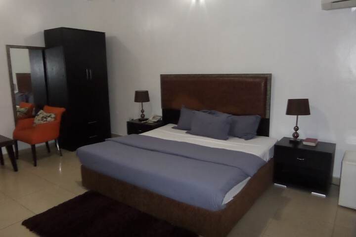 THE REAL LEGACY HOTEL