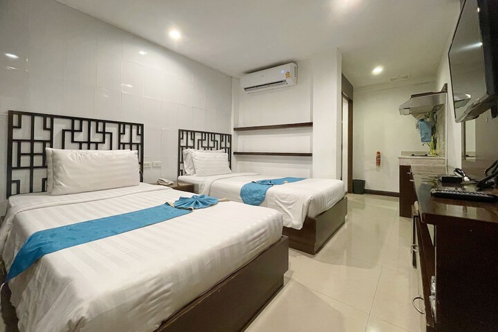 Room 30 of 71