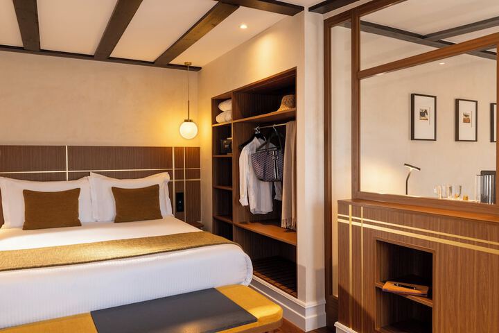 Room 40 of 71